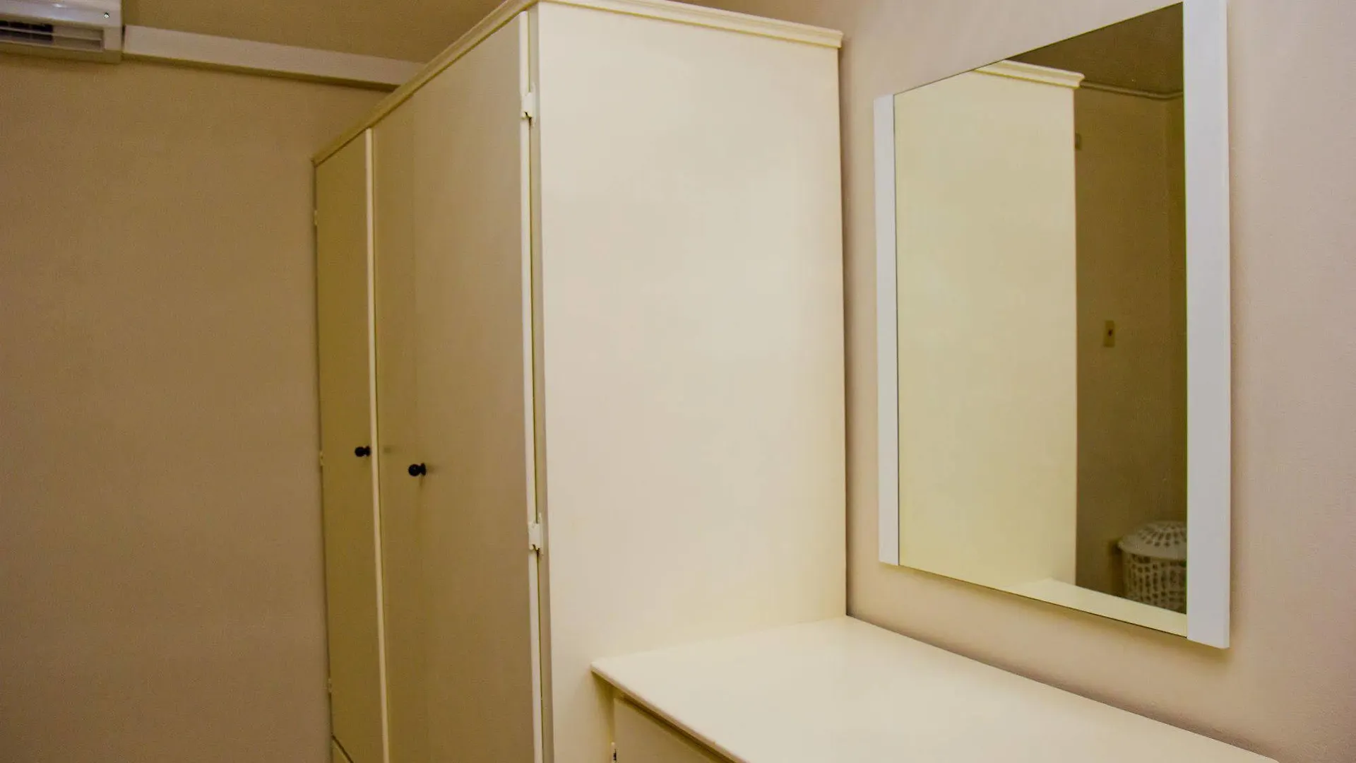 *** Hotel Port Of Spain Breezy Guest Apartment Piarco Trinidade e Tobago