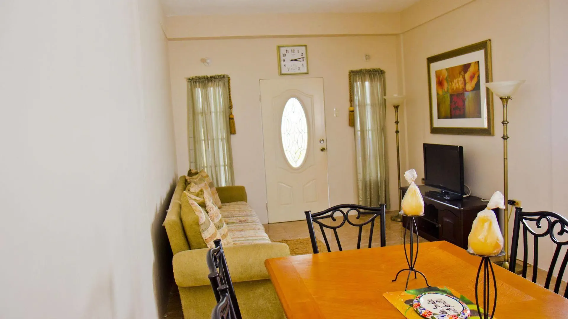 Port Of Spain Breezy Guest Apartment Piarco 3*,  Trinidade e Tobago